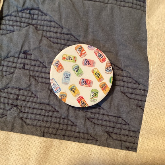 LaCroix tote and pop socket set - Picture 2 of 6